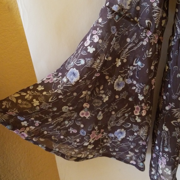 Blouse - Picture 2 of 2